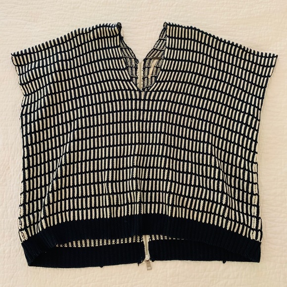 Free People sweater with zip back - Picture 1 of 2